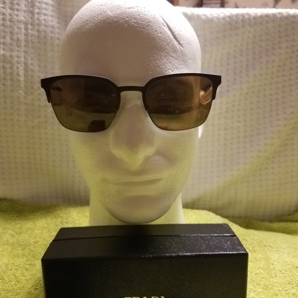 New men's/unisex Prada sunglasses - Picture 5 of 8